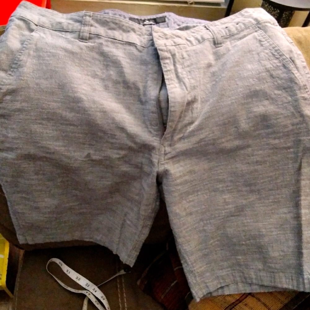 Men's Light Gray Linen-Blend Shorts